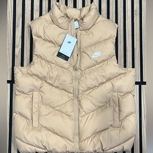Nike Beige Puffer Jacket